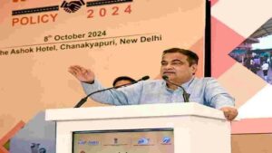 హైవేల వెంట ఫుడ్‌కోర్టులు, ట్రామా సెంటర్లు, ఫార్మసీలు,,,