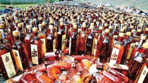 విశాఖ:బరితెగించిన విశాఖ లిక్కర్ మాఫియా
