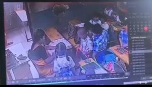 విశాఖ లో ప్రైవేట్ స్కూల్ లో టీచర్ నిర్లక్ష్యంతో 6 ఏళ్ల బాలుడి మృతి..